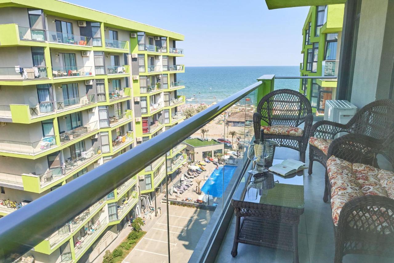 Berlin Luxury Apartment Spa N Pool Beach Resort Нэводари Экстерьер фото